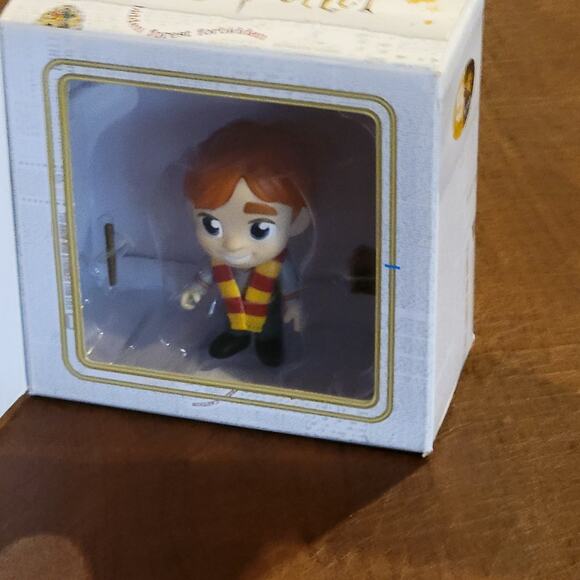 Funko 5 Star: Harry Potter - Ron Weasley - Walmart New in the box Vinyl Figure - Picture 5 of 10